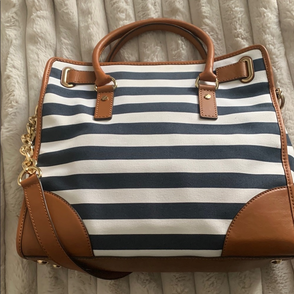 Michael Kors Navy and Tan Striped Hamilton Tote Bag - Picture 4 of 5